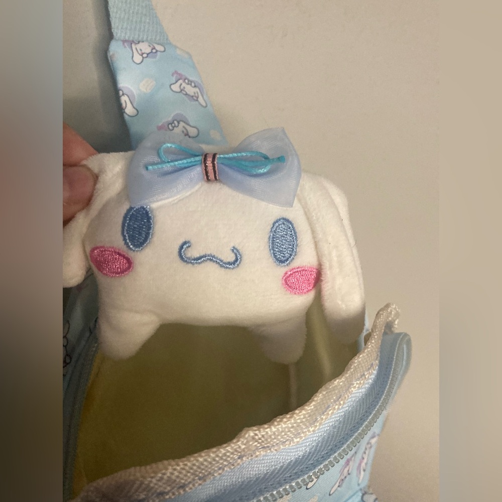 Cinnamoroll Sling Backpack - Picture 5 of 6